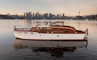 52' Chris-craft 1953 Yacht For Sale